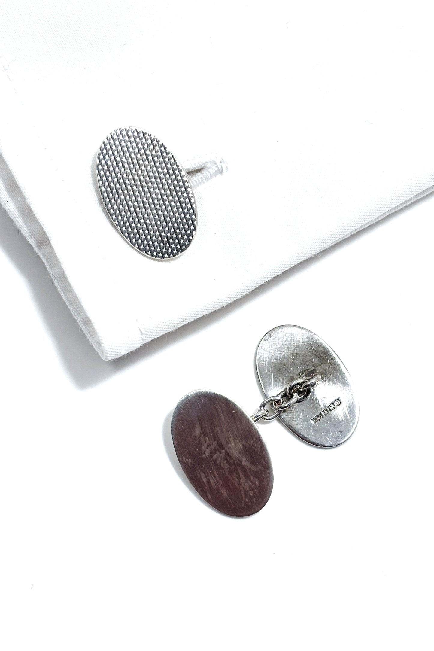 925 silver engraved dotted design cufflinks.