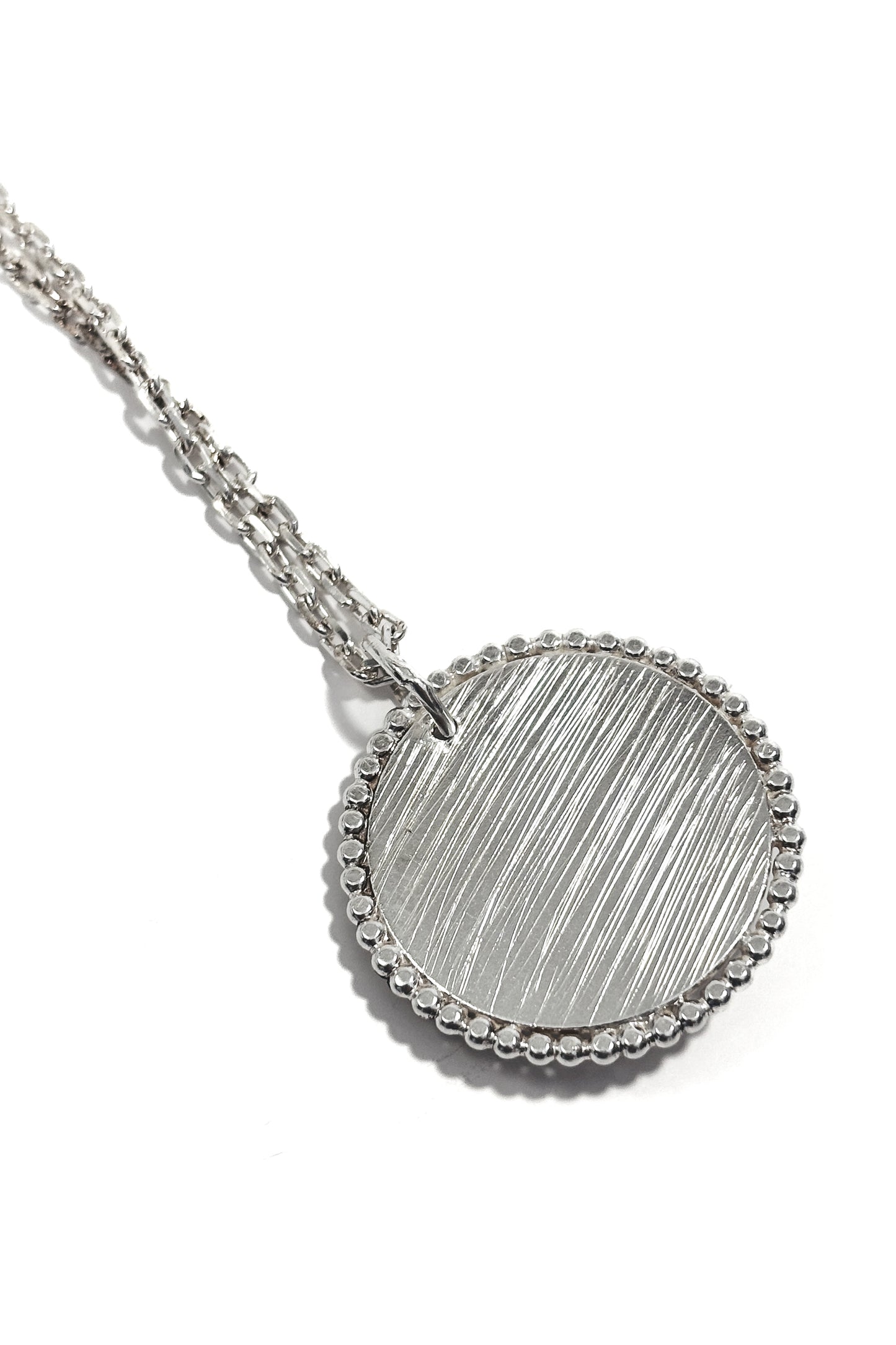 Labradorite bezel set 925 silver pendant.