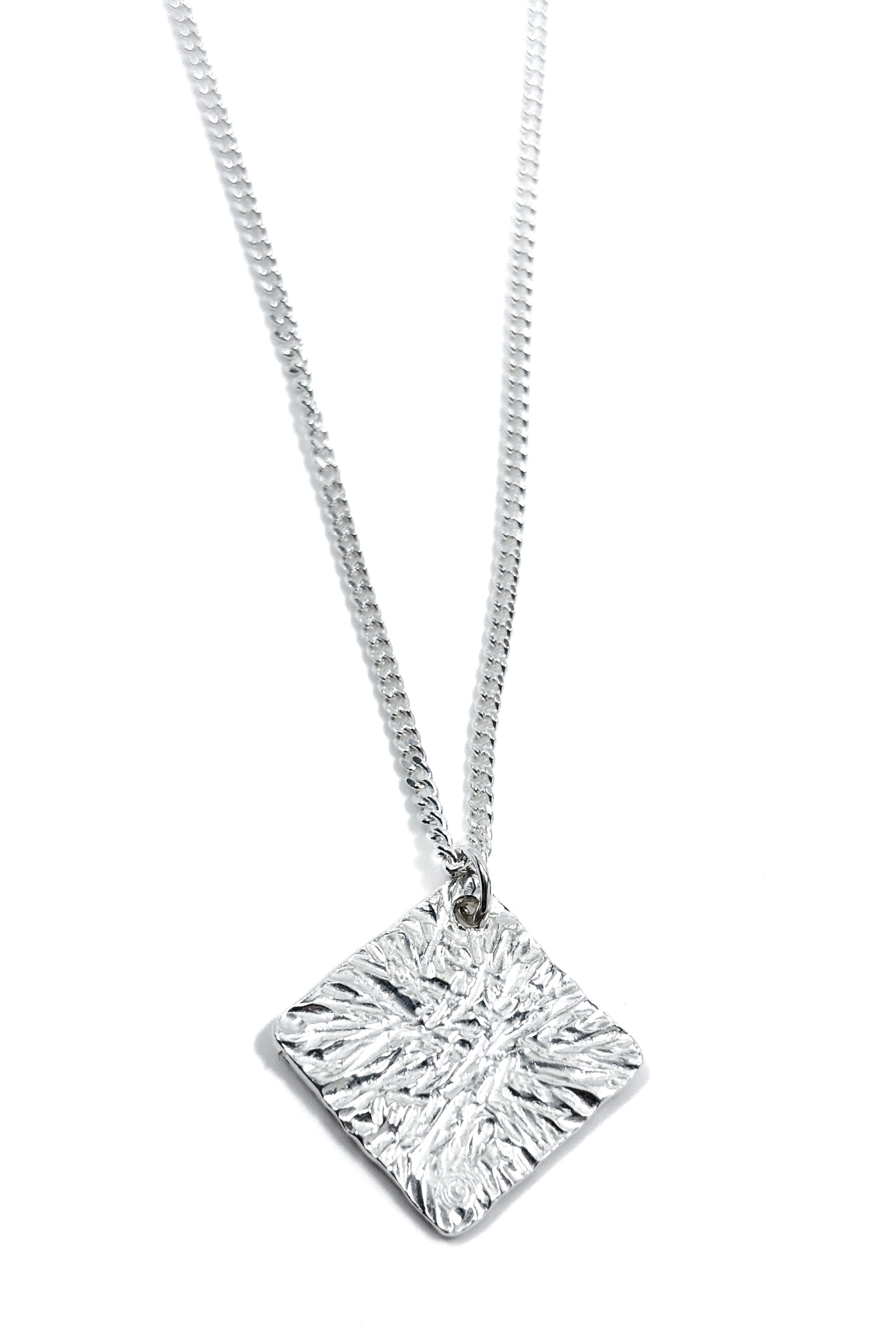 925 silver fracture design pendant.