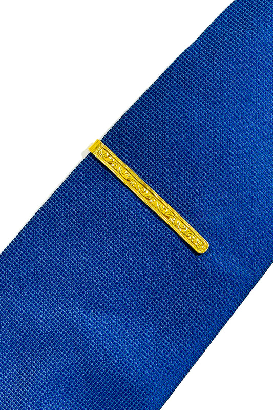 Gold plated 925 silver floral tie clip.