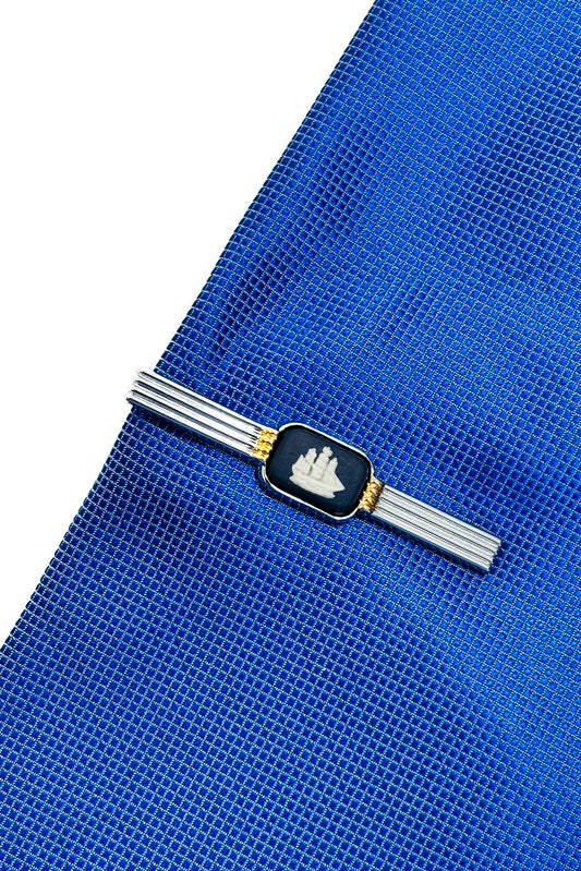 2 tone Wedgwood tie clip.