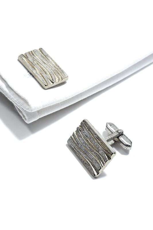 925 silver gold plated geometric design cufflinks.