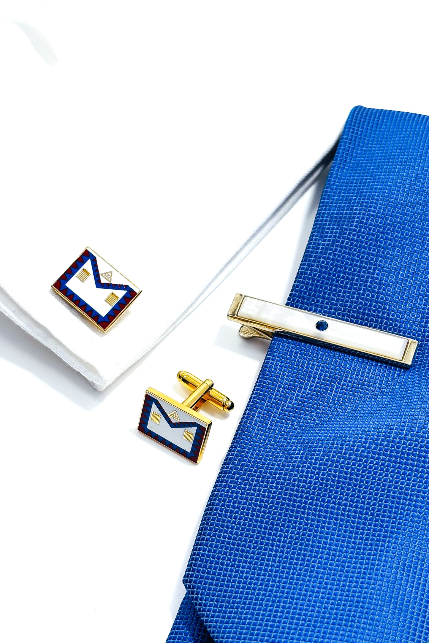 Royal Arch cufflinks & MOP sapphire tie clip bundle.