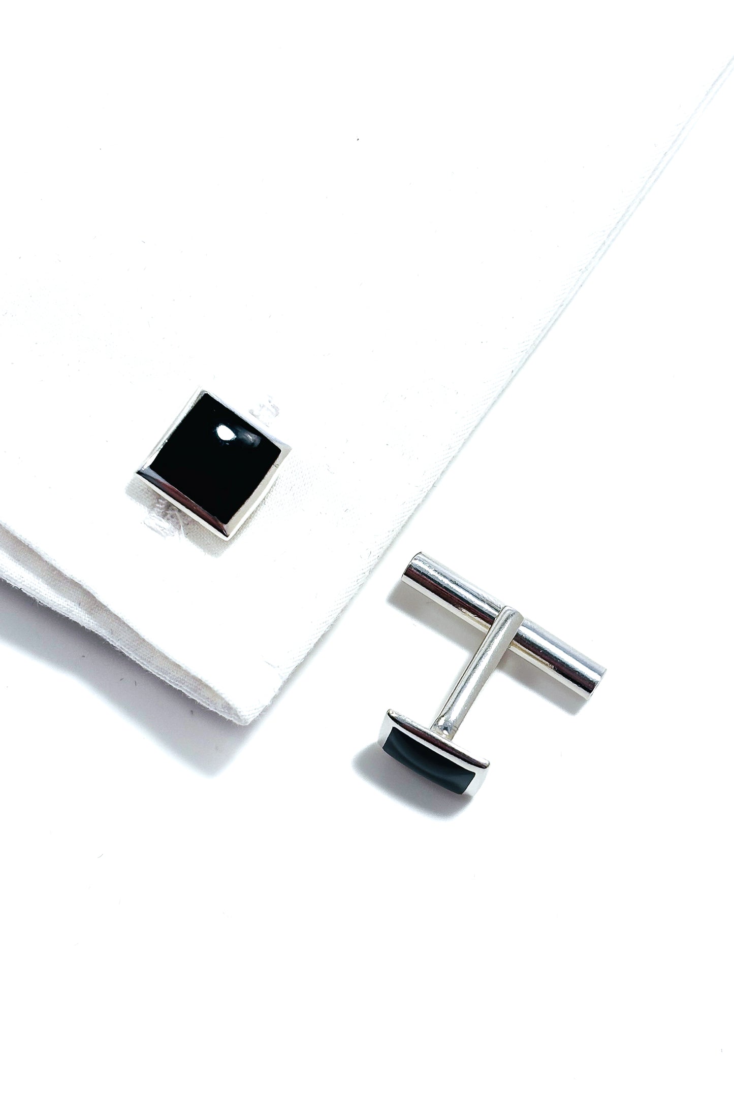 925 silver plain black design cufflinks.
