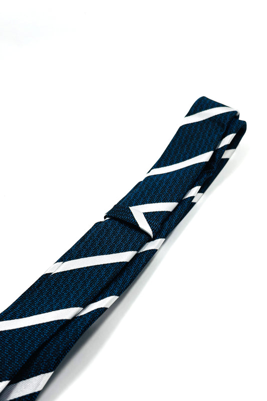 Blue & white striped slim 6cm tie.