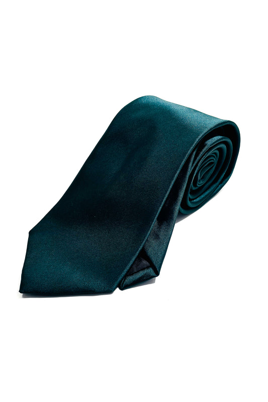Dark green silk finish 8cm tie.