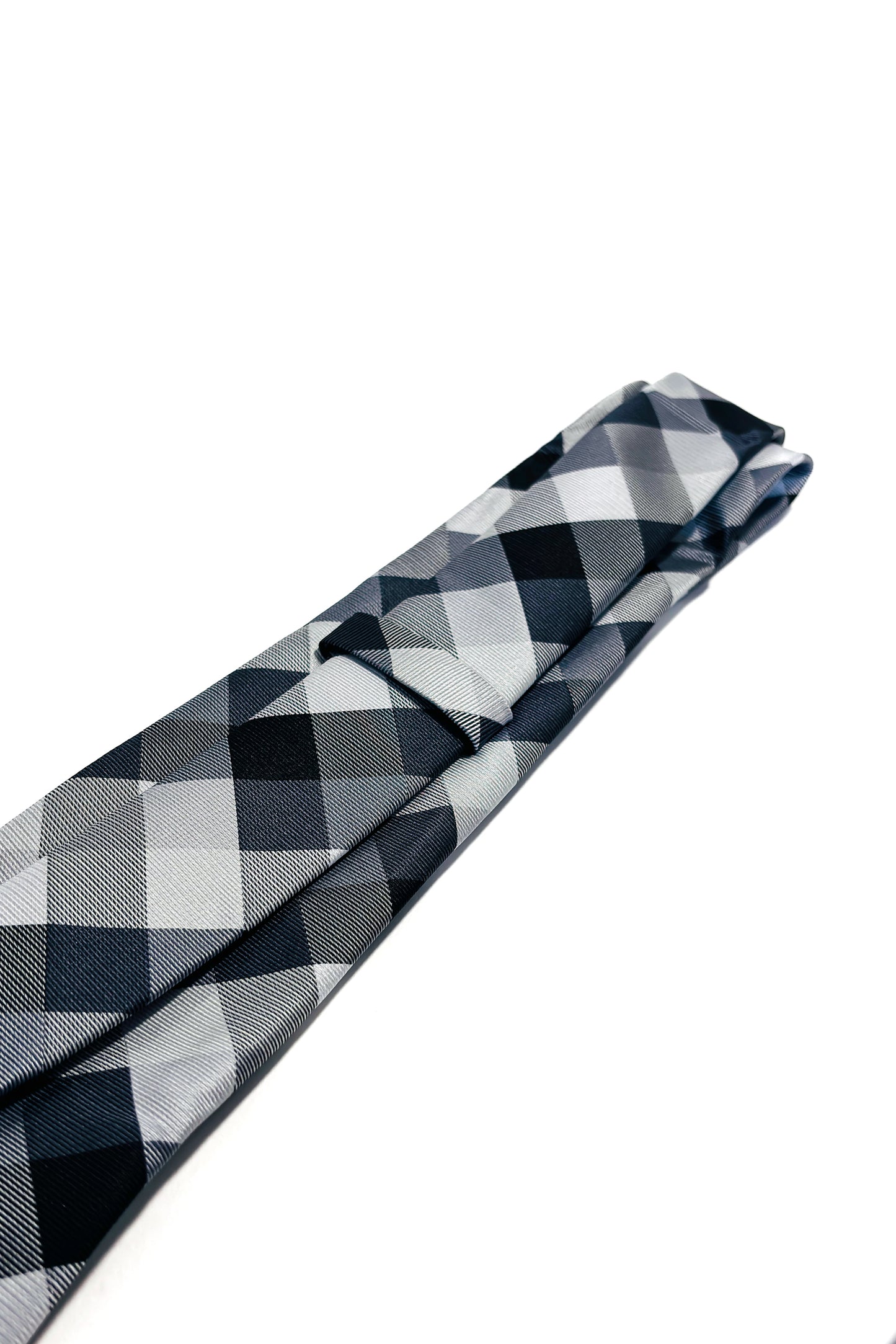 Black & grey check 8cm tie.